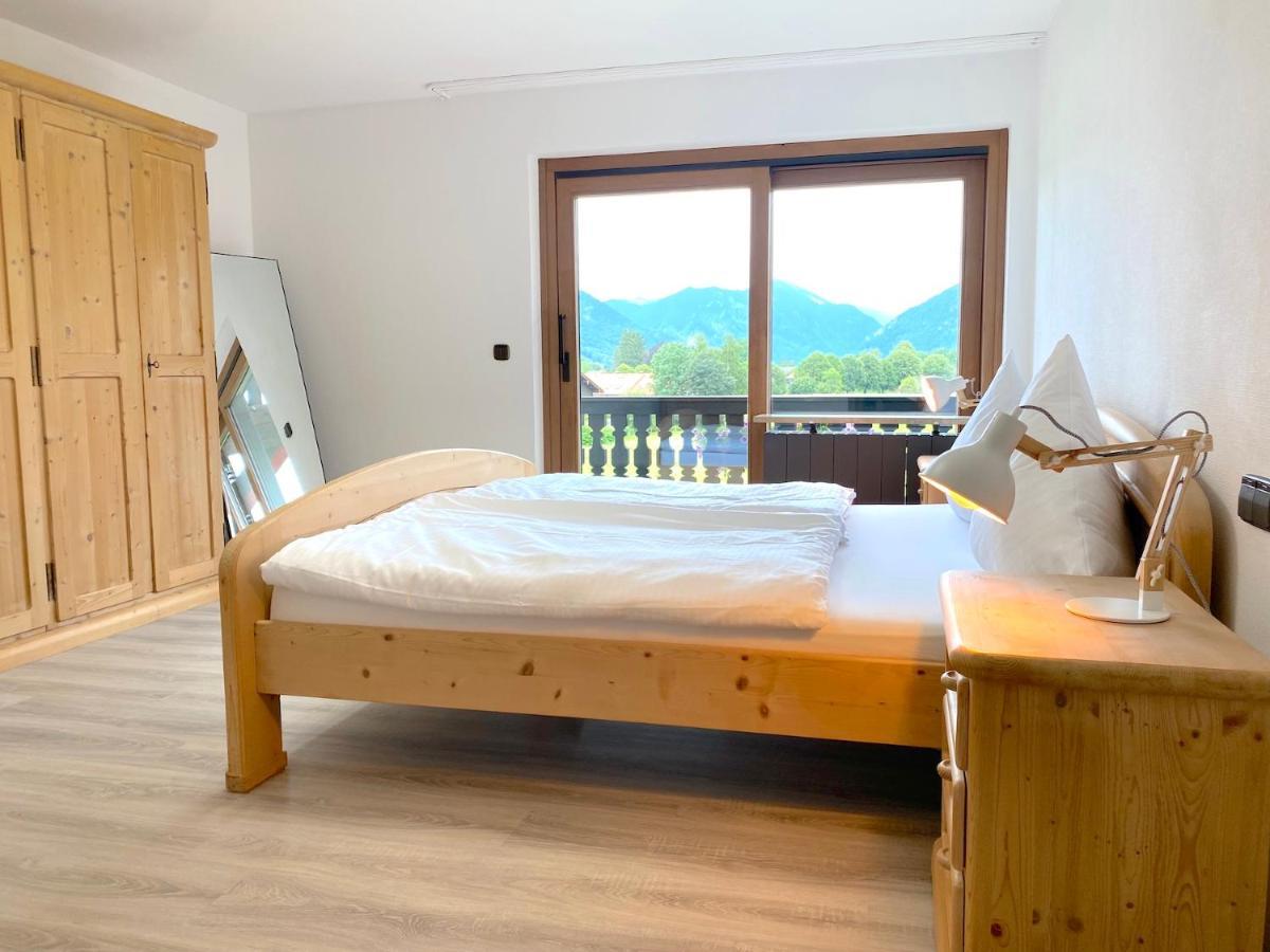 Grosszuegige Ferienwohnung Am Tegernsee Mit Suedbalkon Und Wallbergblick Bad Wiessee Exterior photo